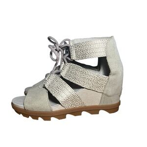 Sorel Joanie Light Gray (beige) Wedge‎ Lace Up Sandals Sz 8